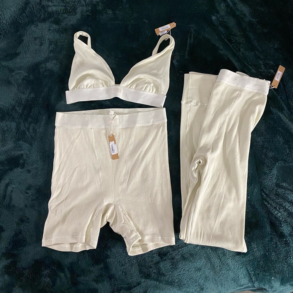 Skins bone set